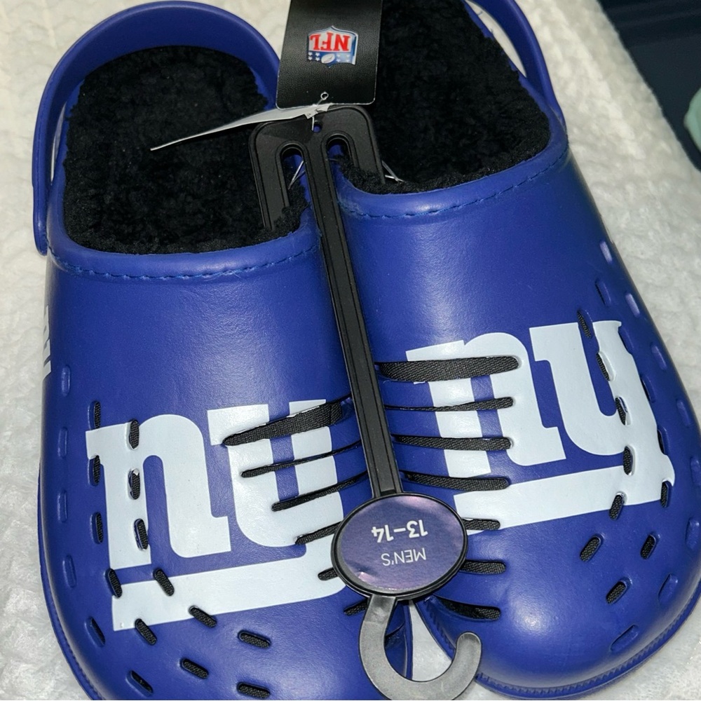 NFL FOCO Men's New York Giants Sherpa-Lined Big Logo Clogs NWT